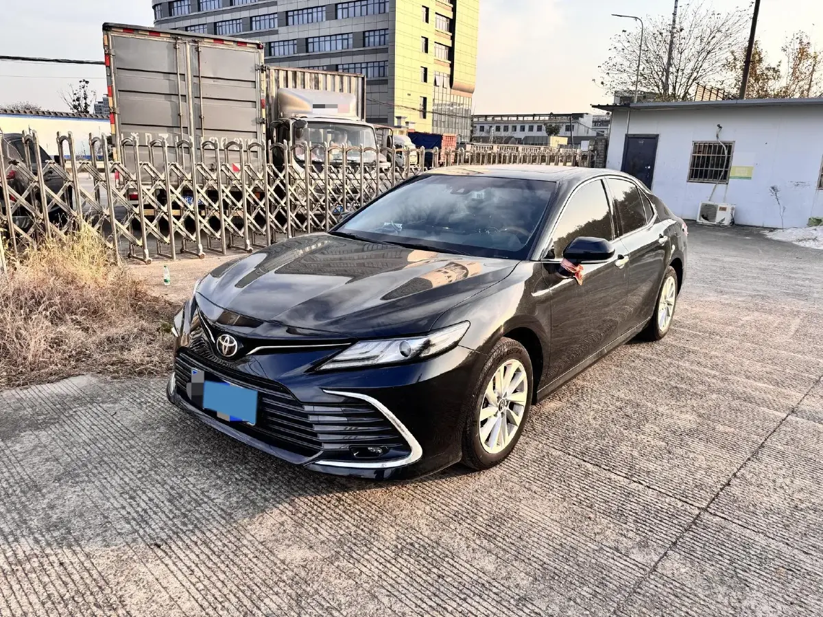 2021 Toyota Camry 2.0L 178HP L4 CVT