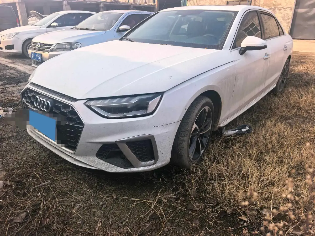 2023 Audi A4L 2.0T 190HP L4 7DCT