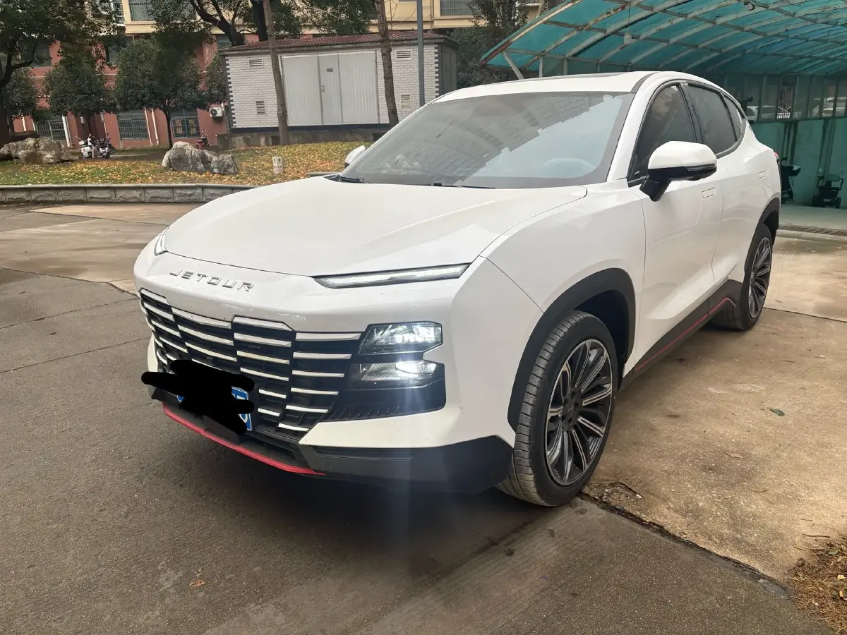 2023 Jetour DASHING 1.6T 197HP L4 7DCT