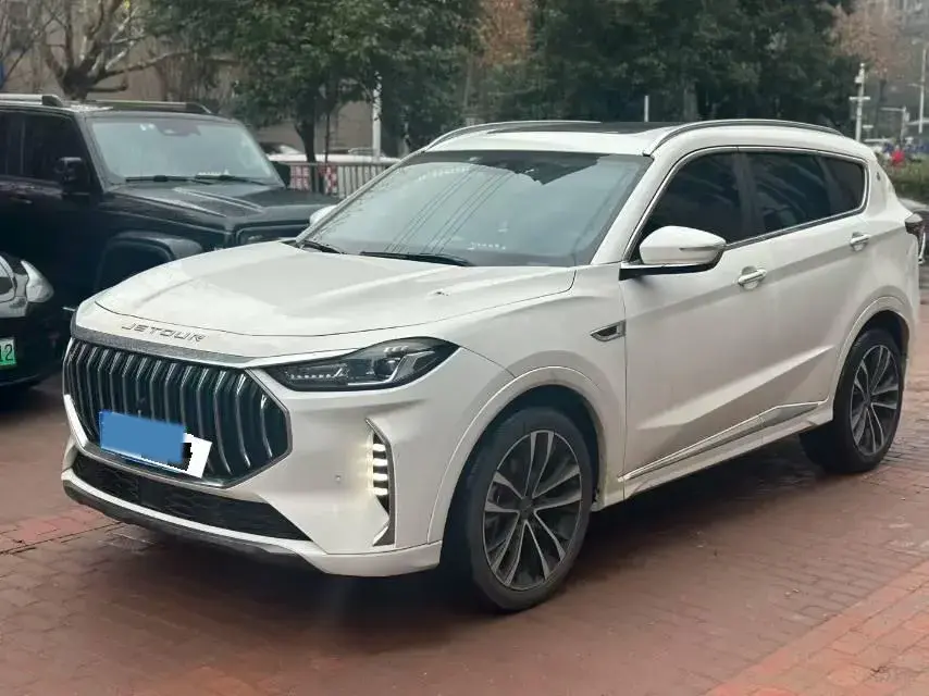 2023 Jetour X70 Plus 1.6T 197HP L4 7DCT