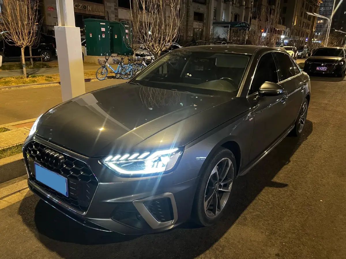 2019 Audi A4L 2.0T 190HP L4 7DCT