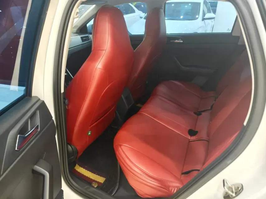 2021 DongFeng Aeolus AX7 1.6T 170HP L4 6AT,autocango,china used car exporter,china ev exporter,chinese used car exporter,chinese used ev exporter