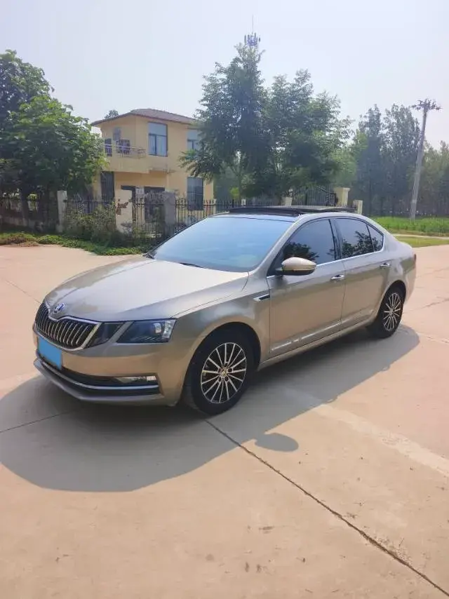 2019 Skoda Octavia 1.5L 116HP L4 6AT