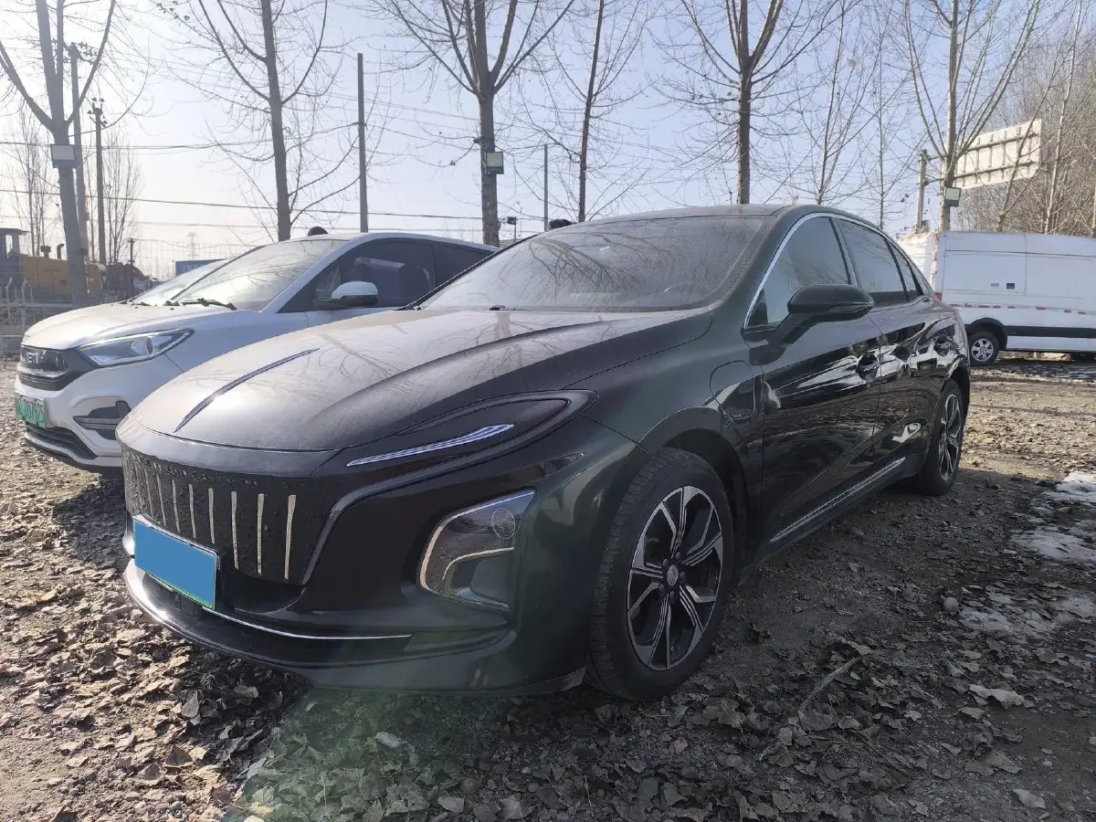 2022 HongQi E-QM5 BEV 56KWH