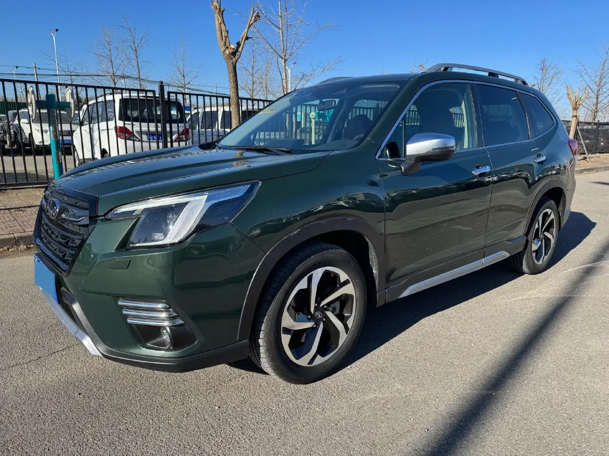2024 Subaru Forester 2.5L 169HP H4 CVT
