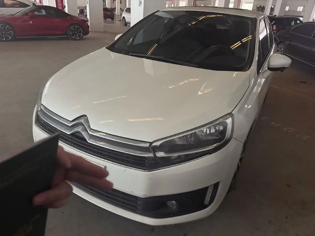 2018 Citroen C4 C-Quatre 1.6L 117HP L4 6AT