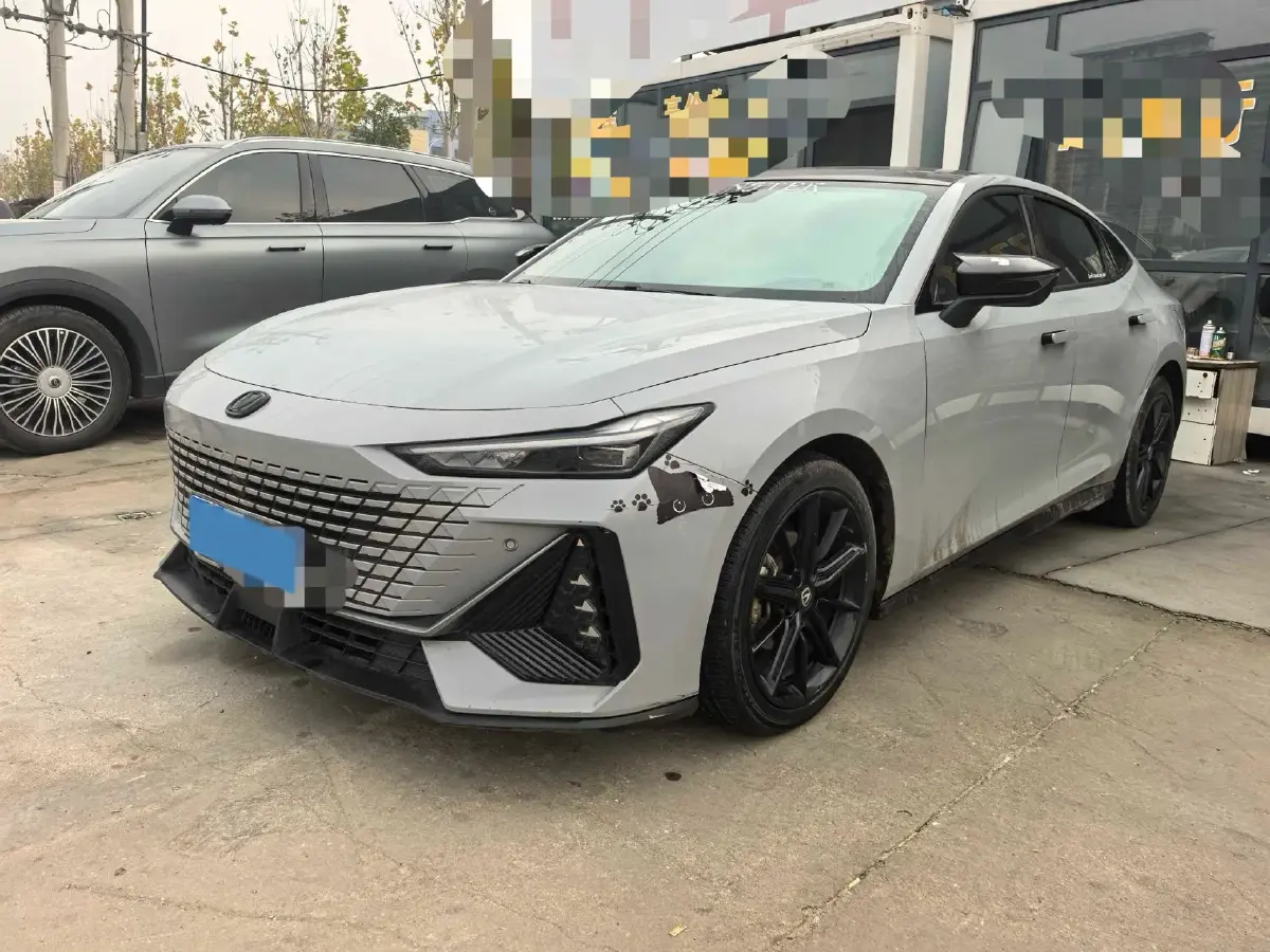 2022 ChangAn UNI-V 1.5T 188HP L4 7DCT