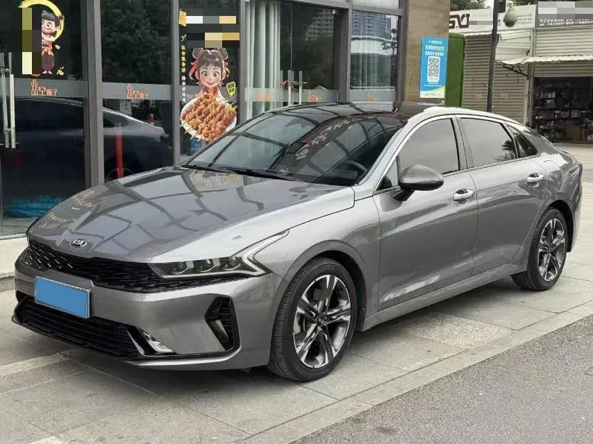 2020 Kia K5 2.0T 240HP L4 8AT