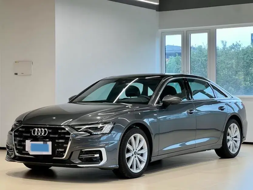 2024 Audi A6L 2.0T 245HP L4 7DCT