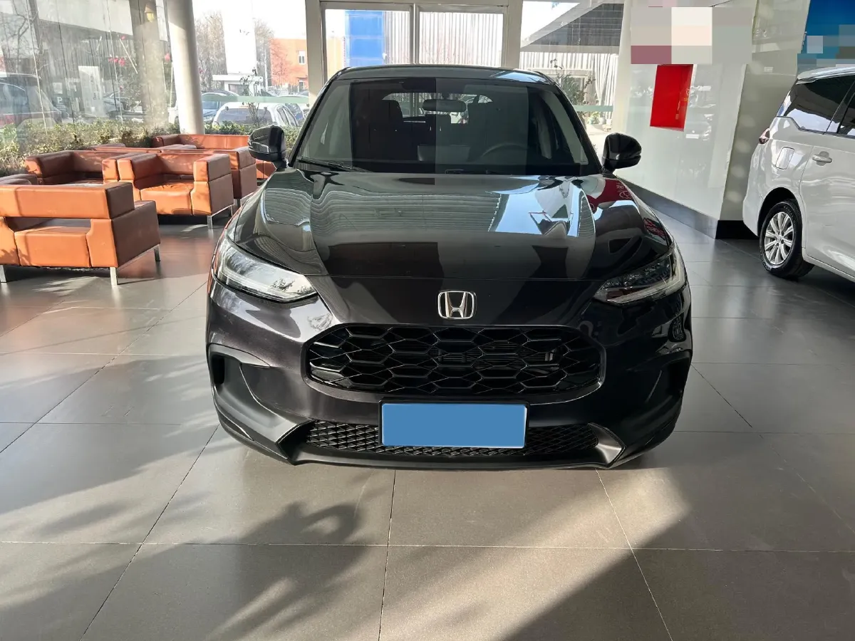 2023 Honda ZR-V 1.5T 182HP L4 CVT,autocango,china used car exporter,china ev exporter,chinese used car exporter,chinese used ev exporter
