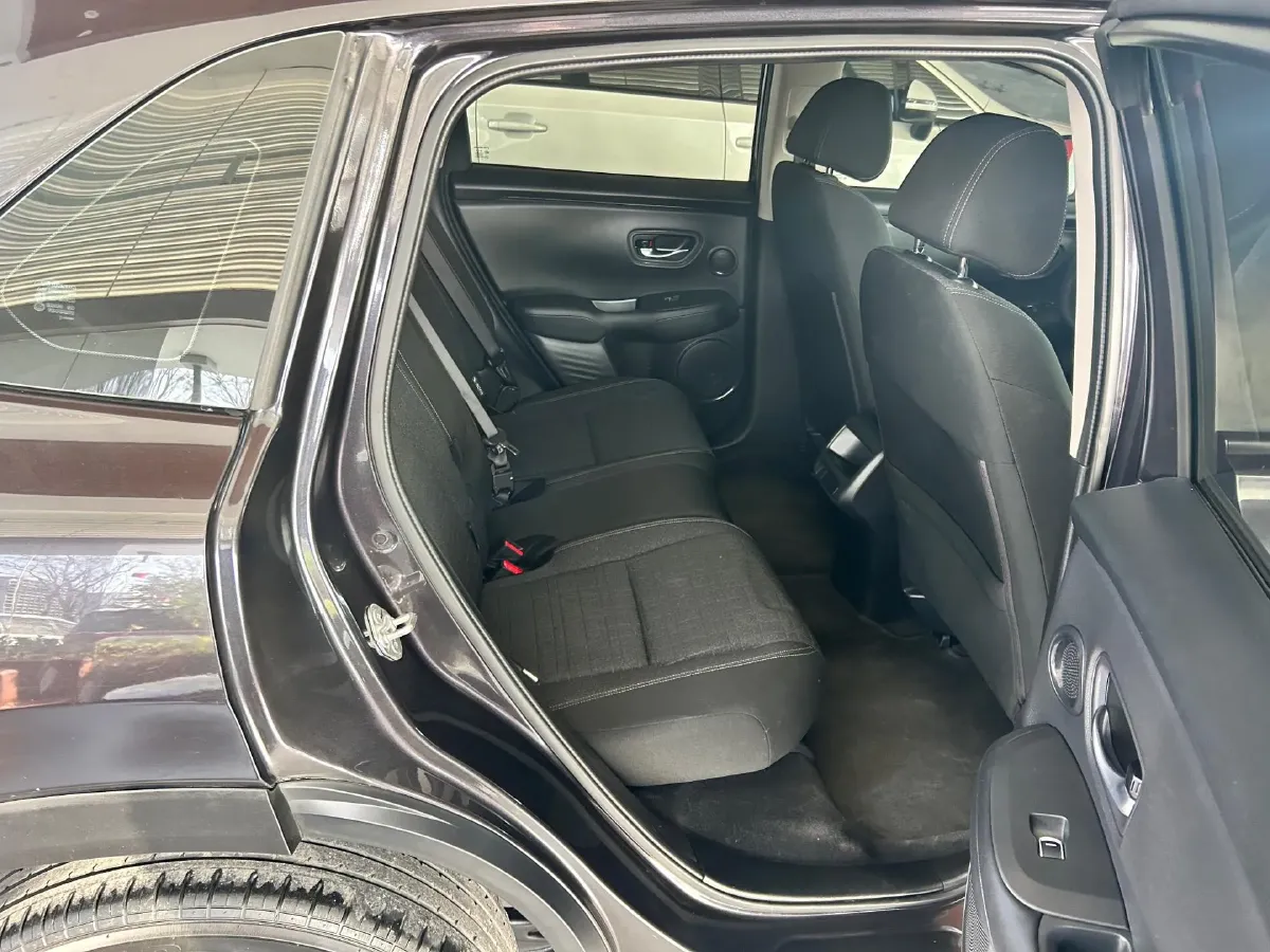 2023 Honda ZR-V 1.5T 182HP L4 CVT,autocango,china used car exporter,china ev exporter,chinese used car exporter,chinese used ev exporter