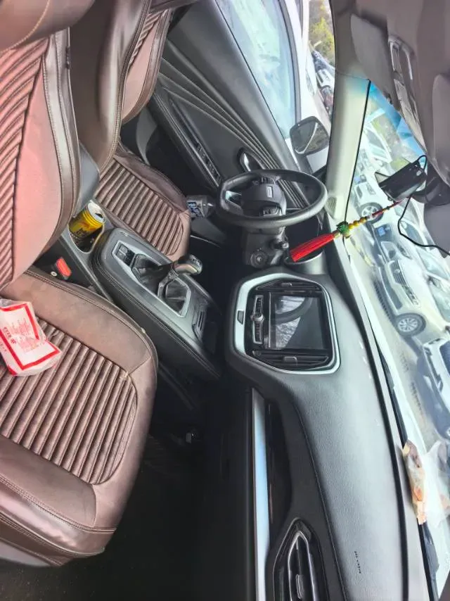 2021 SWM G05 2.0L 143HP L4 5MT,autocango,china used car exporter,china ev exporter,chinese used car exporter,chinese used ev exporter