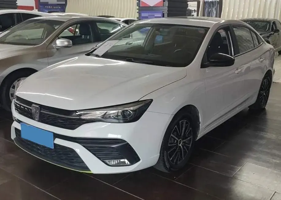 2021 Roewe i5 1.5L 120HP L4 CVT