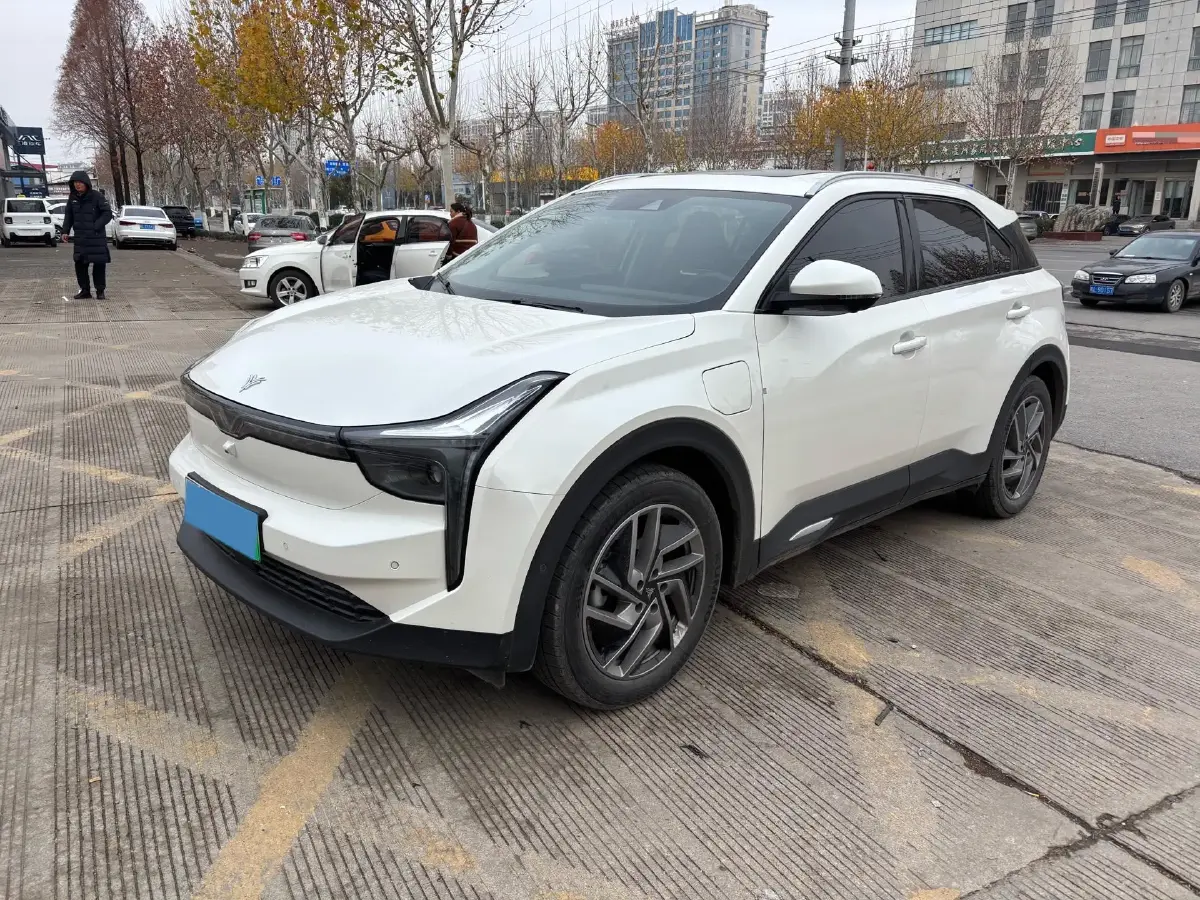 2021 DongFeng Aeolus E70 BEV 52.99KWH