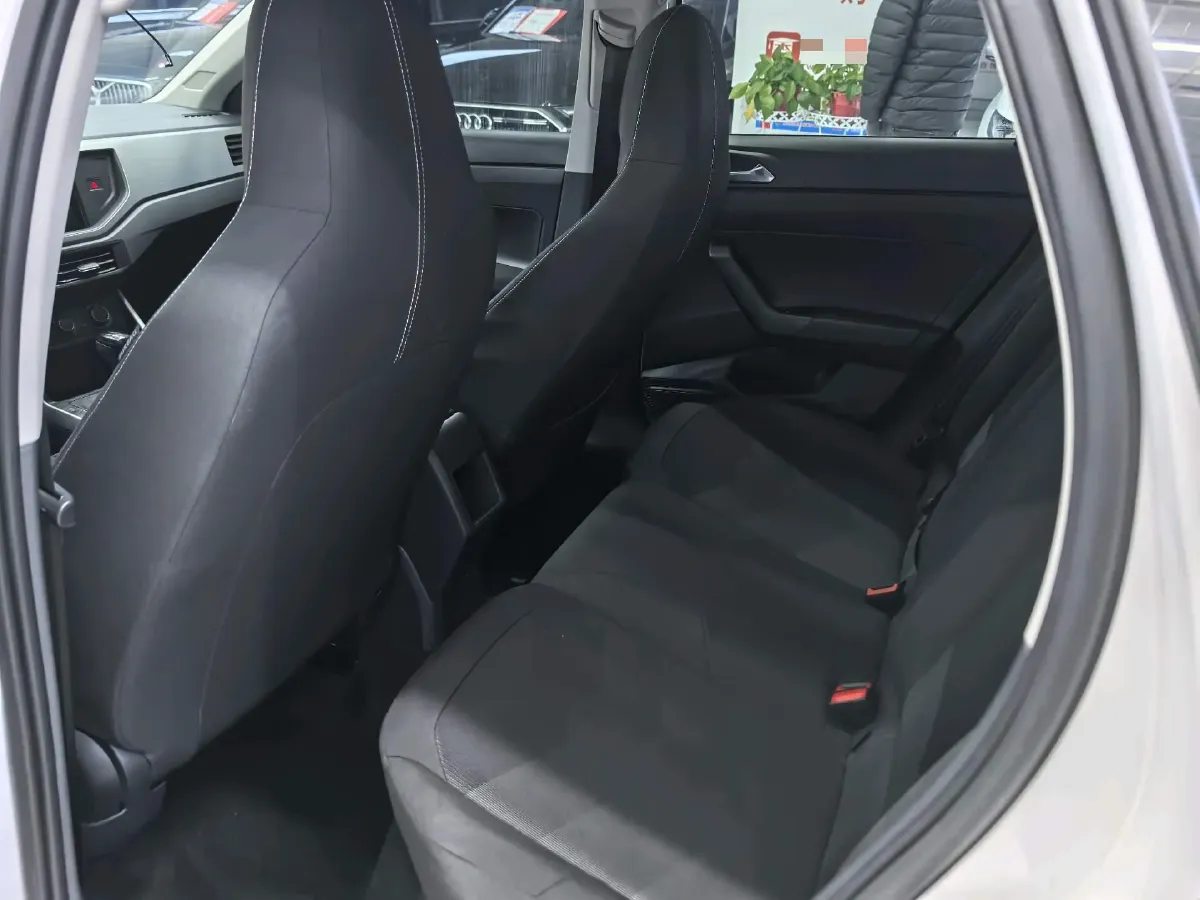 2019 Volkswagen Polo 1.5L 113HP L4 6AT,autocango,china used car exporter,china ev exporter,chinese used car exporter,chinese used ev exporter