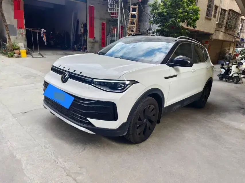 2025 Volkswagen Tharu 1.5L 110HP L4 6AT