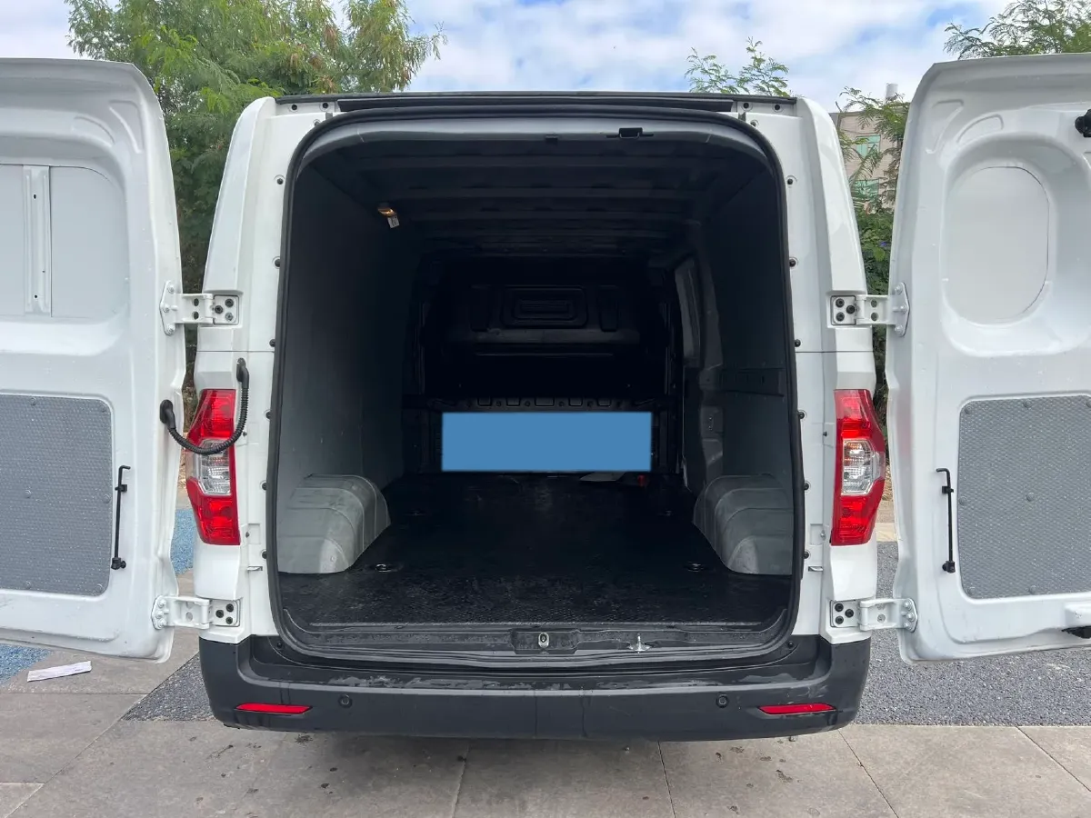 2023 MAXUS EV30 BEV 41.86KWH,autocango,china used car exporter,china ev exporter,chinese used car exporter,chinese used ev exporter