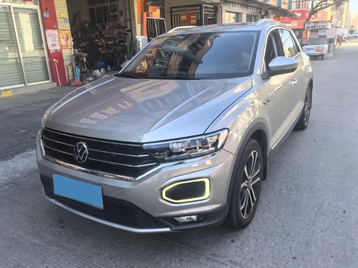2020 Volkswagen T-Roc 1.4T 150HP L4 7DCT