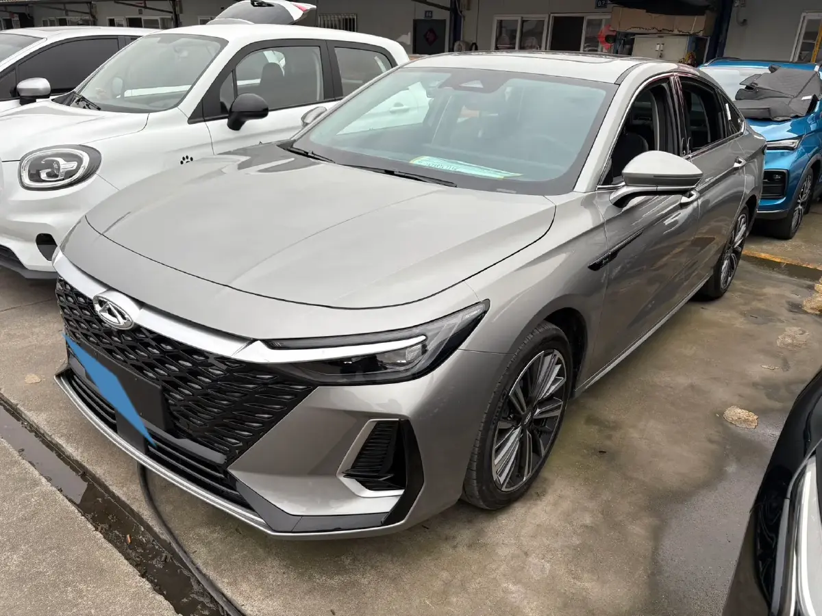 2025 Chery Arrizo 8 1.6T 197HP L4 7DCT