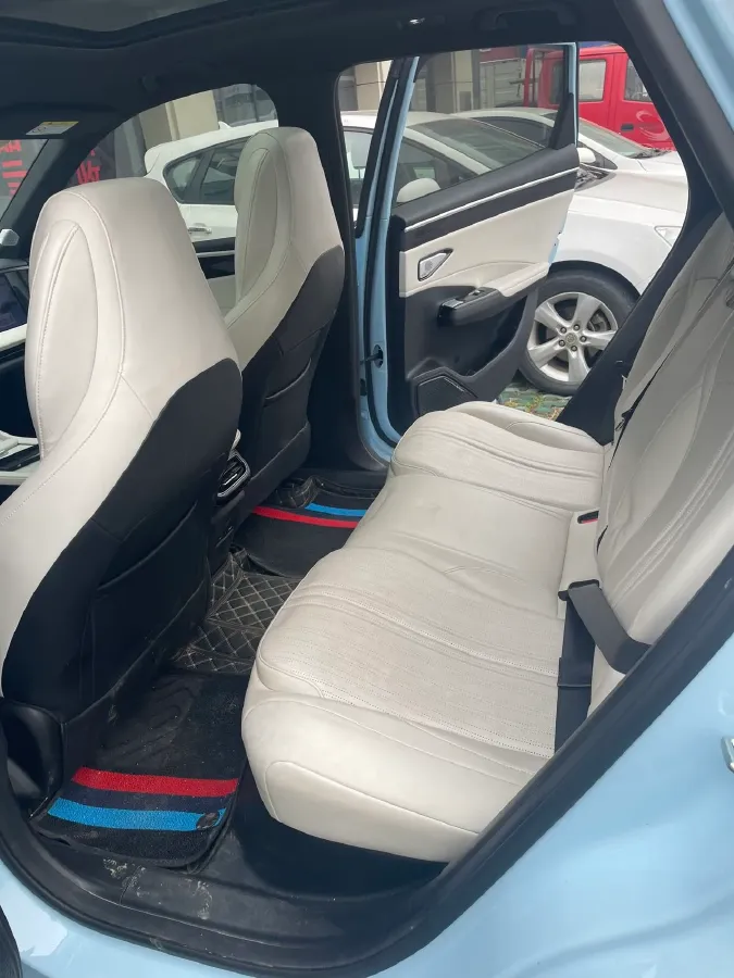 2023 Geely Galaxy L7 1.5T 163HP L4 3DHT PHEV 18.7KWH,autocango,china used car exporter,china ev exporter,chinese used car exporter,chinese used ev exporter