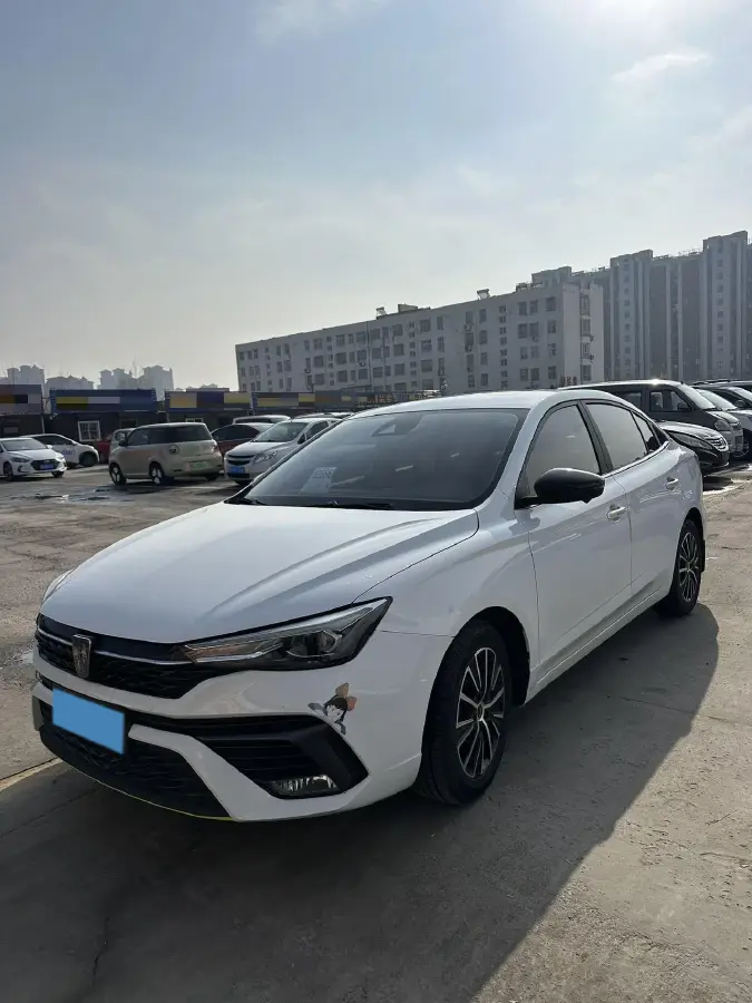 2021 Roewe i5 1.5L 120HP L4 CVT
