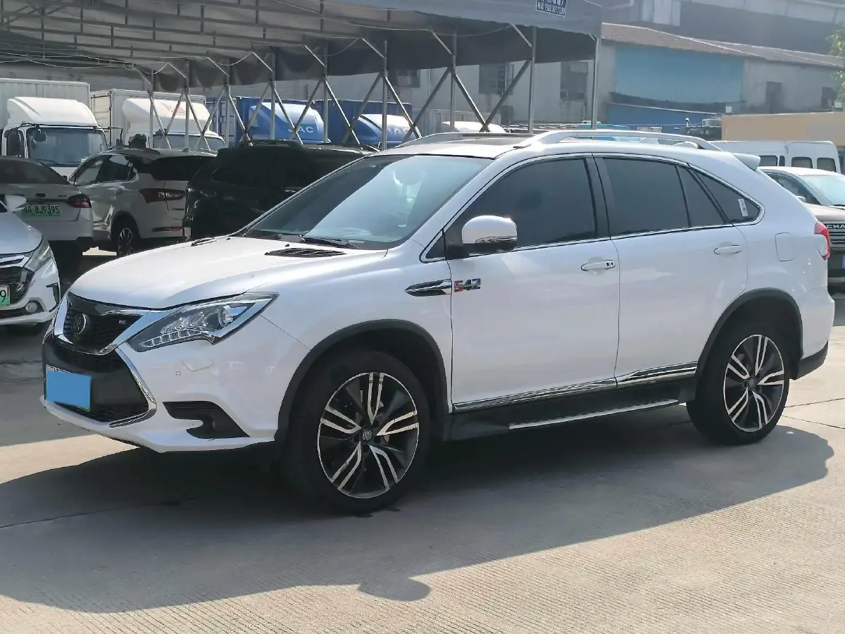 2017 BYD Tang 2.0T 205HP L4 6DCT PHEV