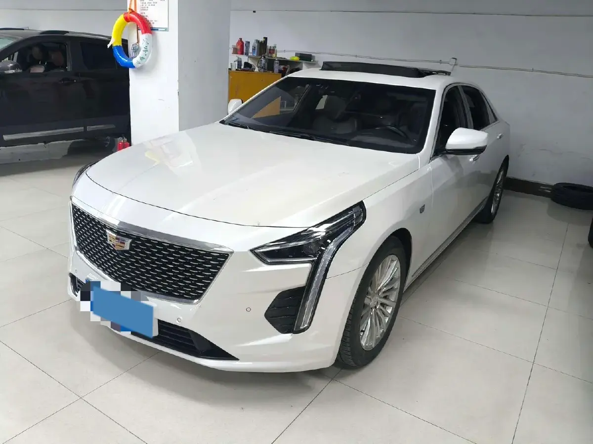 2020 Cadillac CT6 2.0T 241HP L4 10AT