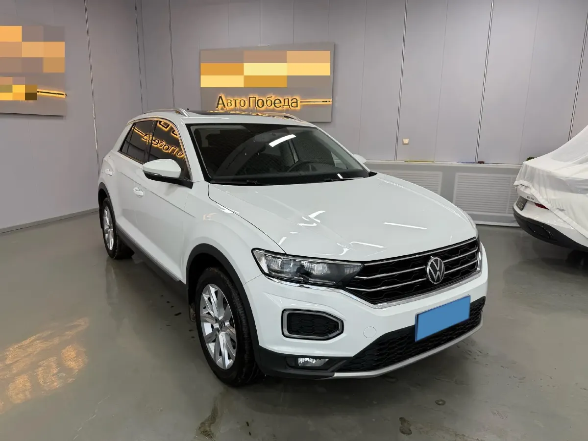 2022 Volkswagen T-Roc 1.4T 150HP L4 7DCT,autocango,china used car exporter,china ev exporter,chinese used car exporter,chinese used ev exporter
