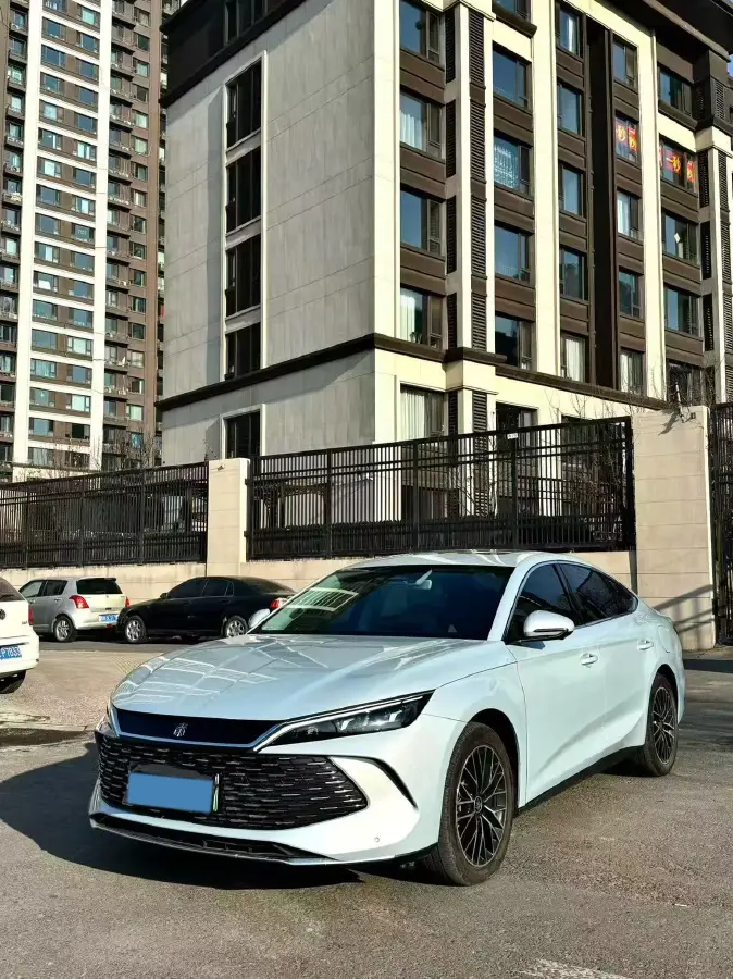 2024 BYD QinL 1.5L 101HP L4 E-CVT PHEV 15.87KWH