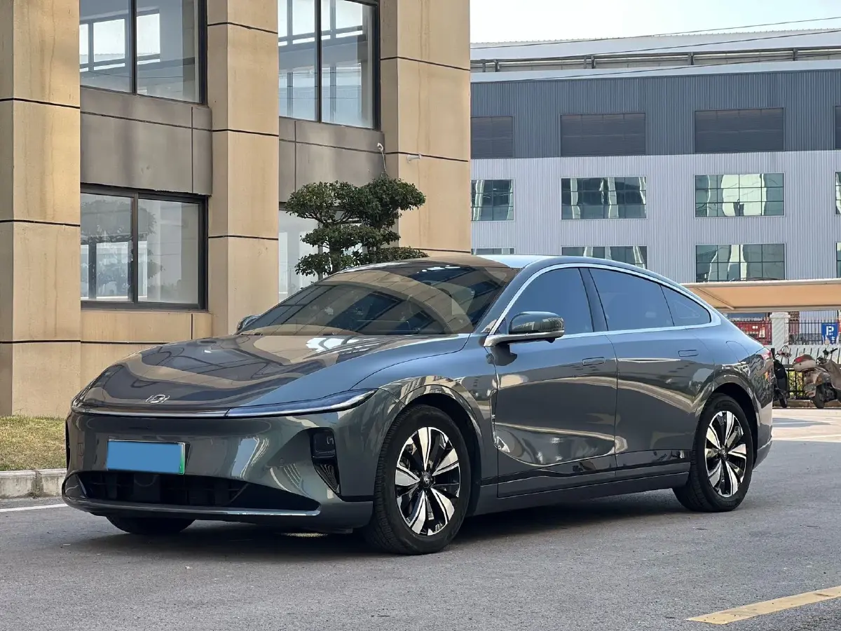 2023 ChangAn QiYuan A07 1.5L 95HP L4 REEV 28.4KWH