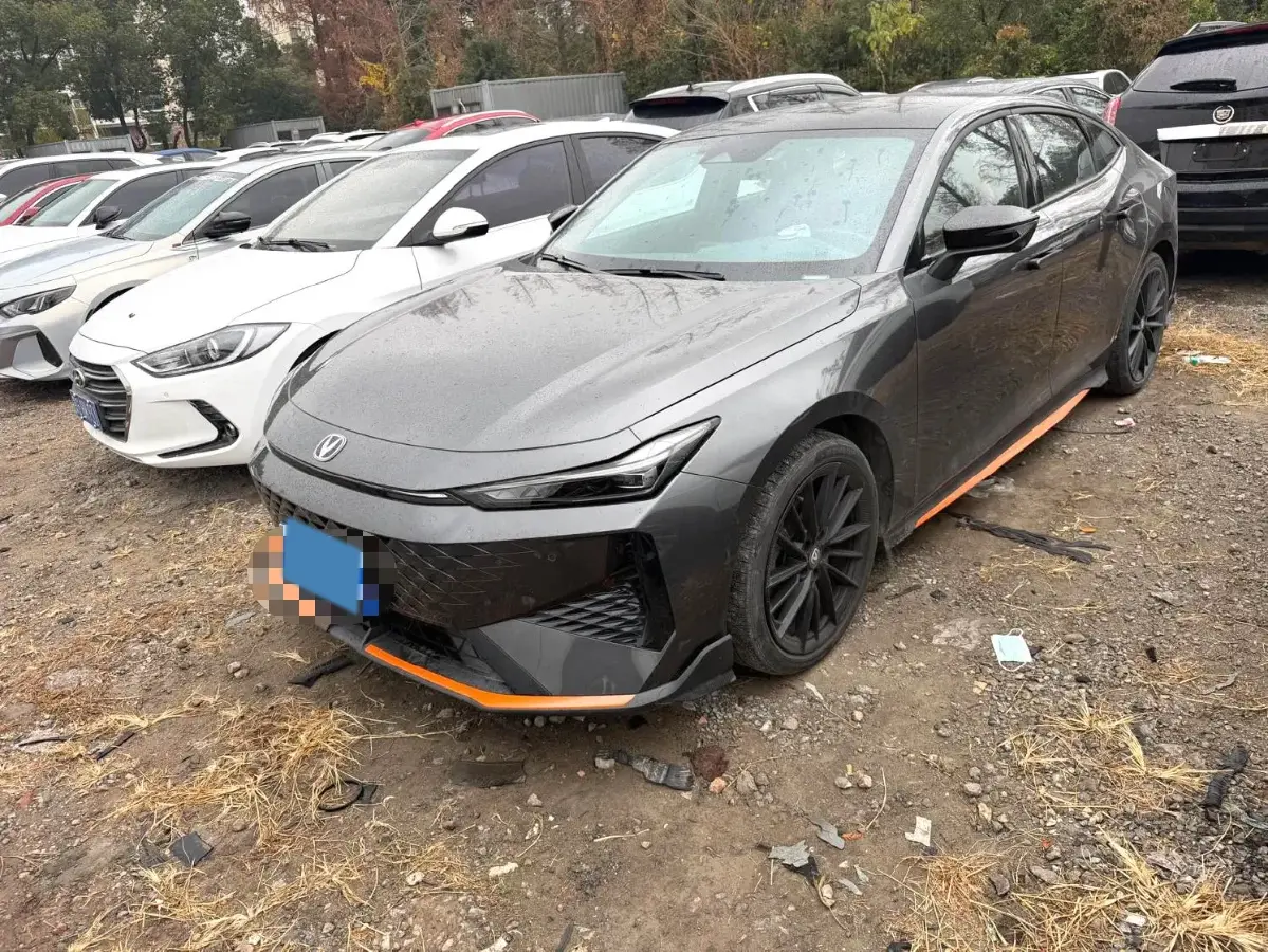 2024 ChangAn UNI-V 1.5T 188HP L4 7DCT