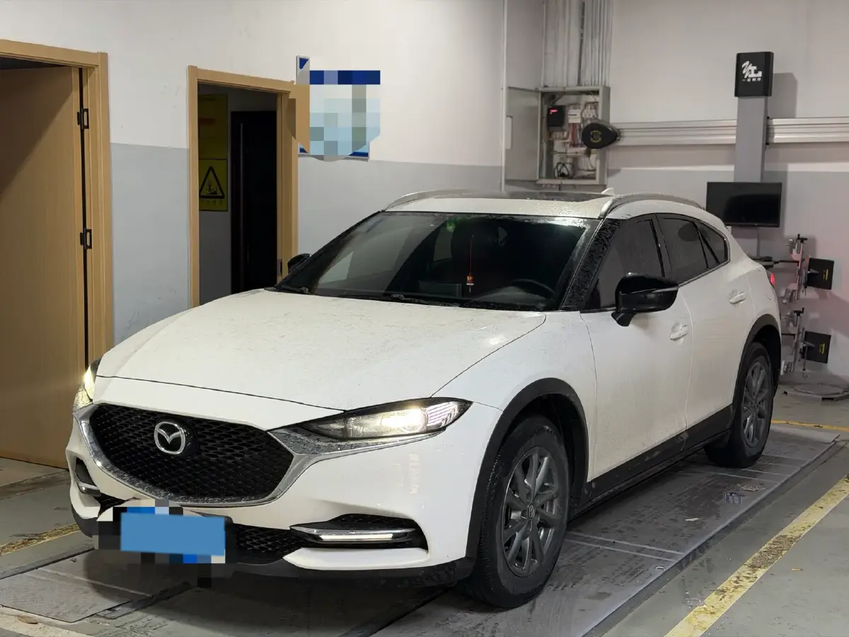 2020 Mazda CX-4 2.0L 158HP L4 6AT