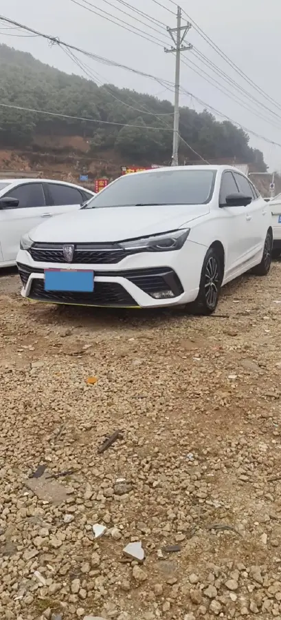2021 Roewe i5 1.5L 120HP L4 CVT