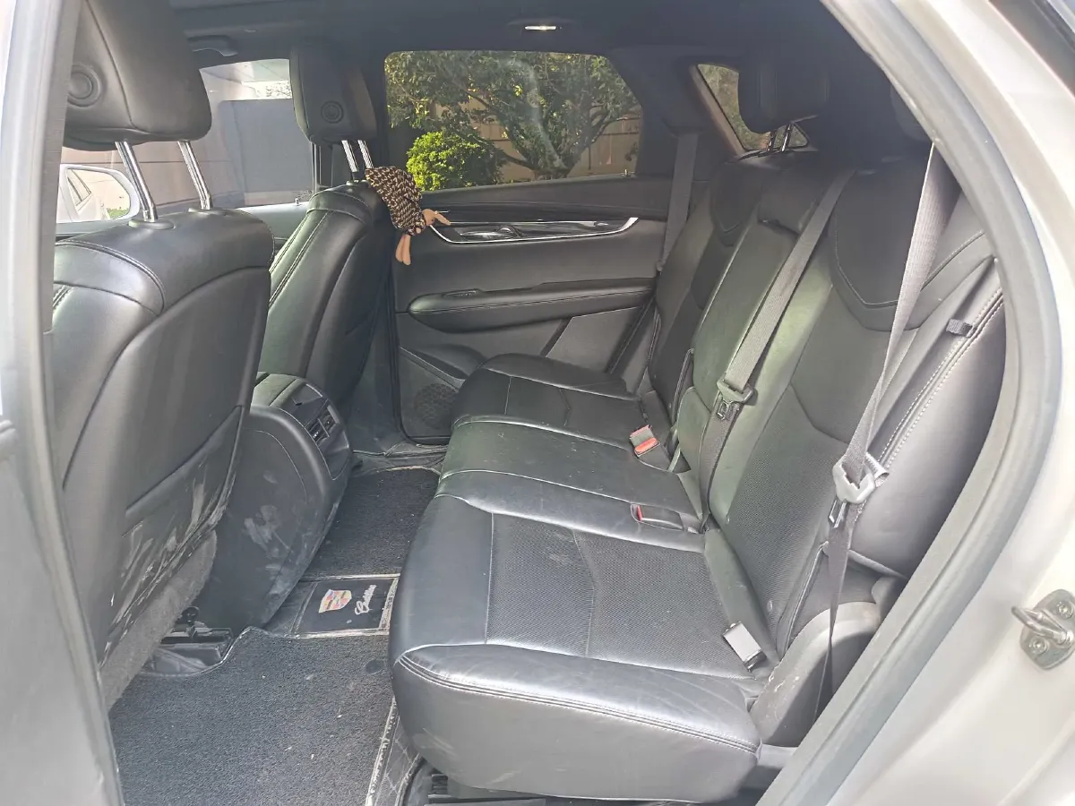 2020 Cadillac XT5 2.0T 237HP L4 9AT,autocango,china used car exporter,china ev exporter,chinese used car exporter,chinese used ev exporter