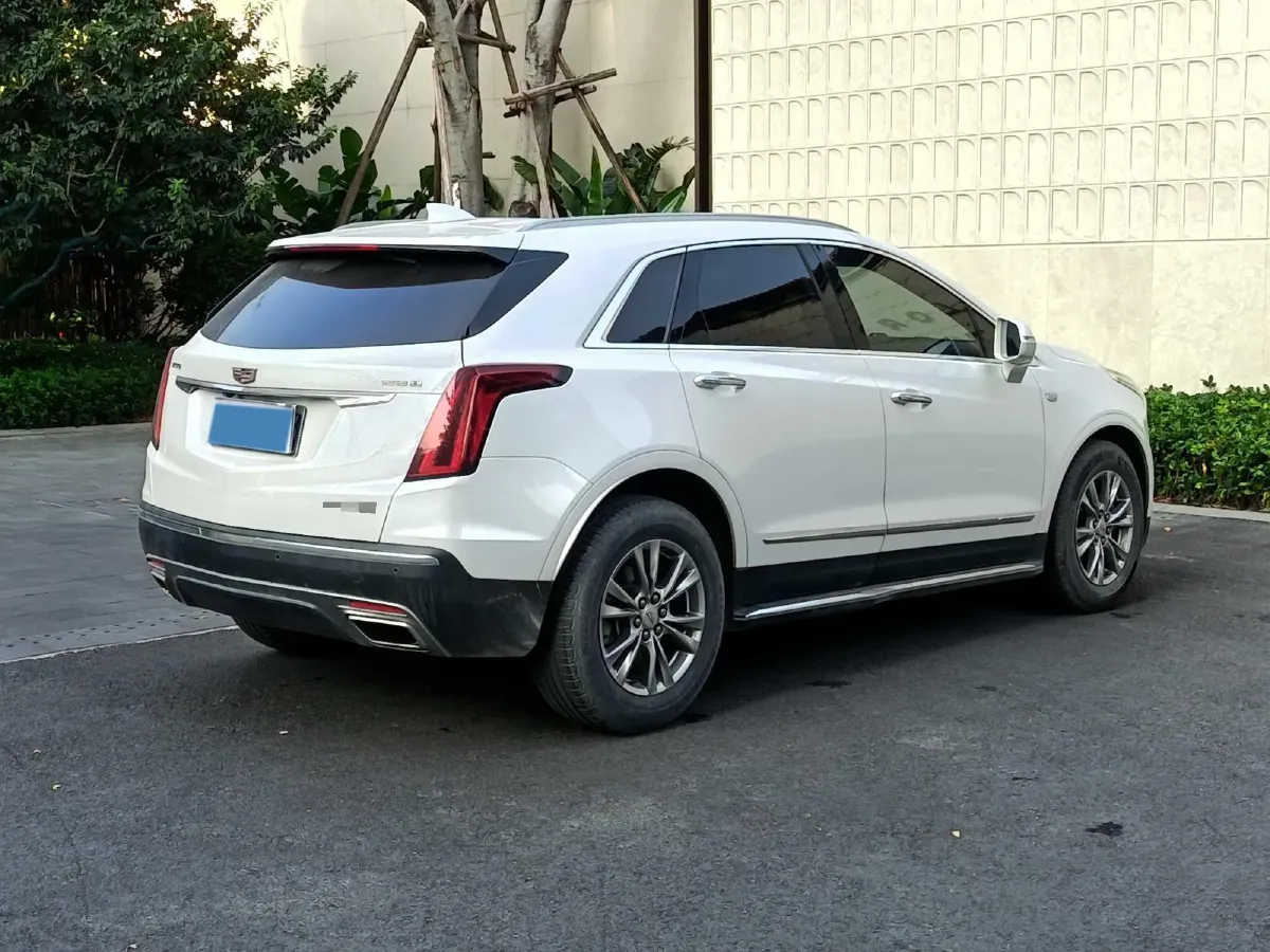 2020 Cadillac XT5 2.0T 237HP L4 9AT,autocango,china used car exporter,china ev exporter,chinese used car exporter,chinese used ev exporter