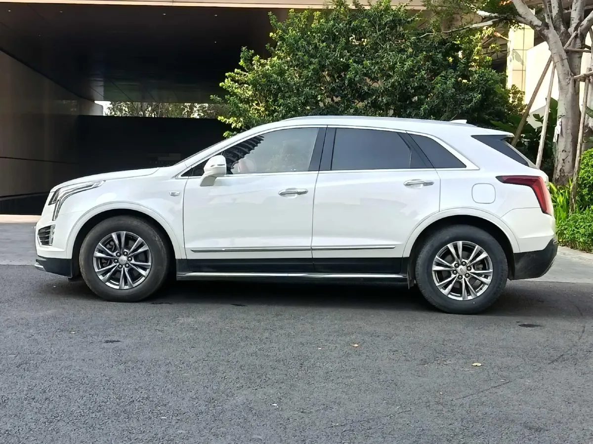 2020 Cadillac XT5 2.0T 237HP L4 9AT,autocango,china used car exporter,china ev exporter,chinese used car exporter,chinese used ev exporter