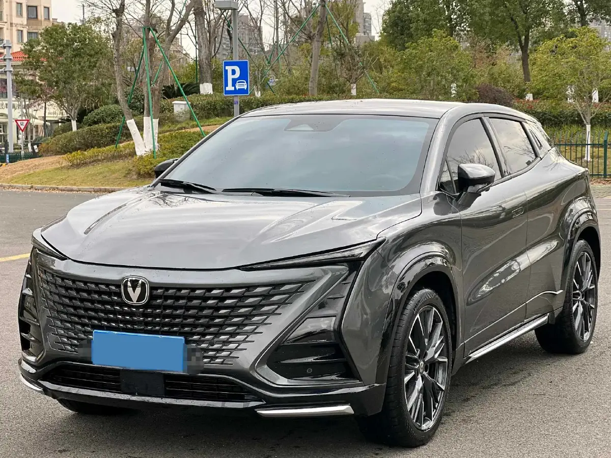 2023 ChangAn UNI-T 1.5T 188HP L4 7DCT