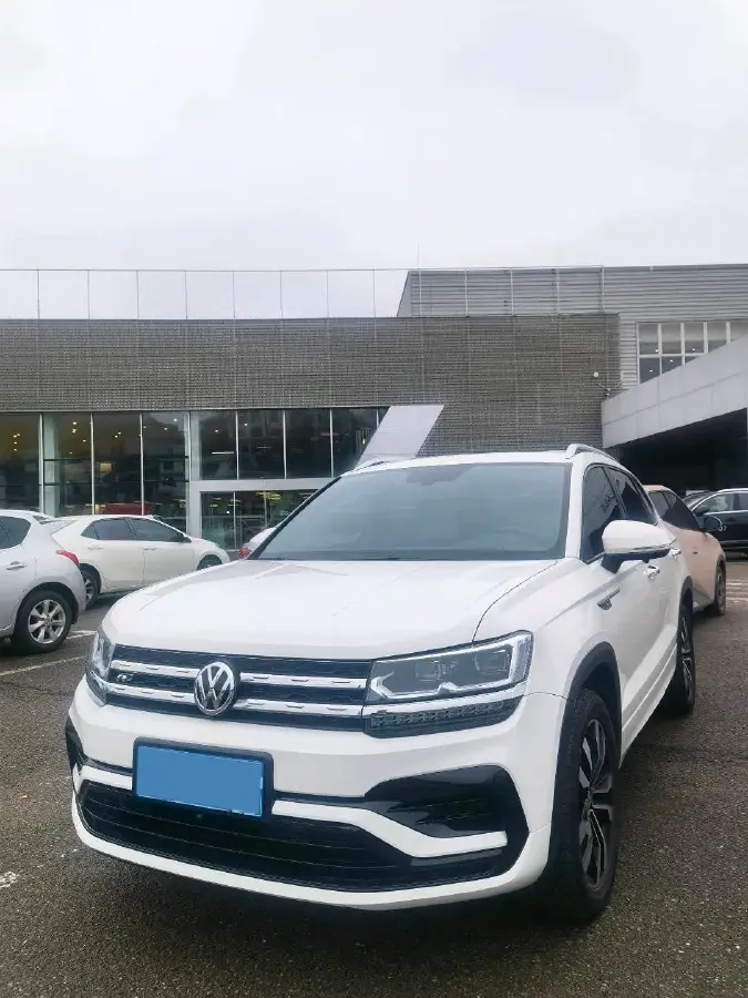2020 Volkswagen Tharu 1.4T 150HP L4 7DCT