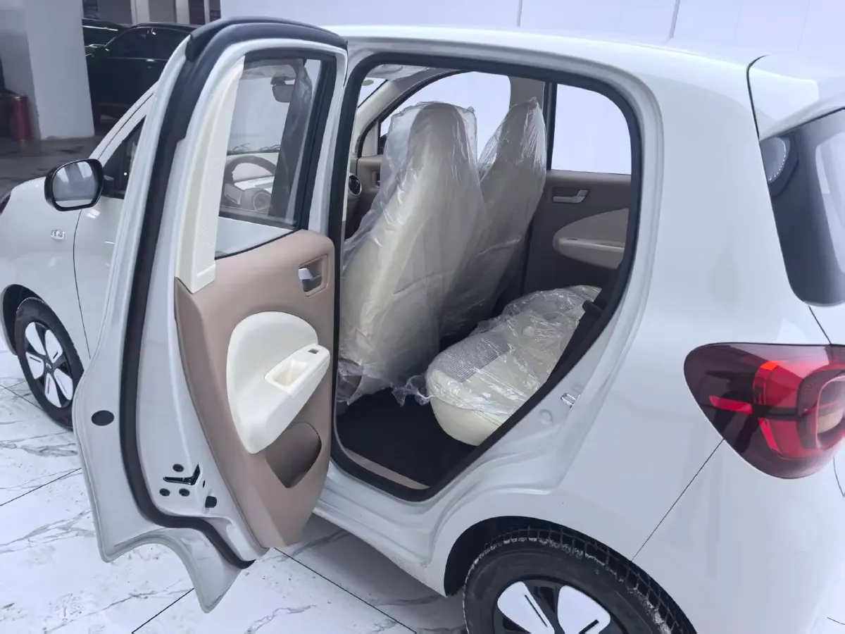2023 BaoJun KiWi EV BEV 31.9KWH,autocango,china used car exporter,china ev exporter,chinese used car exporter,chinese used ev exporter