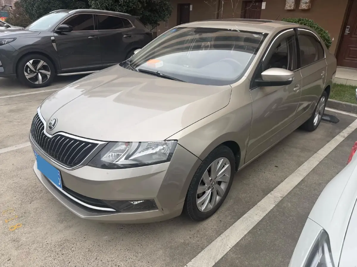 2018 Skoda Rapid 1.6L 110HP L4 5MT