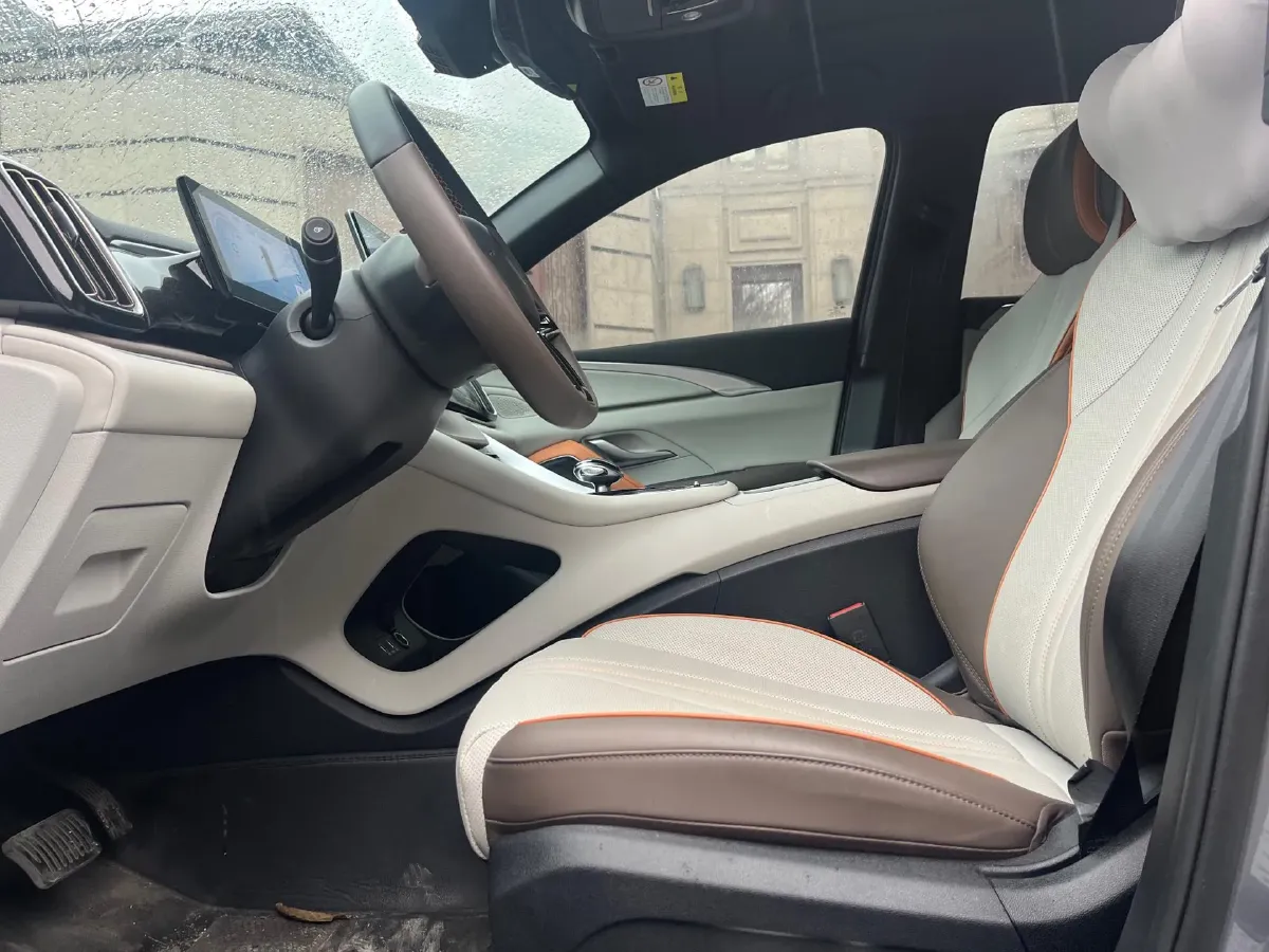 2022 Ruichi Auto EC35 BEV 82HP BEV 36.288KWH,autocango,china used car exporter,china ev exporter,chinese used car exporter,chinese used ev exporter