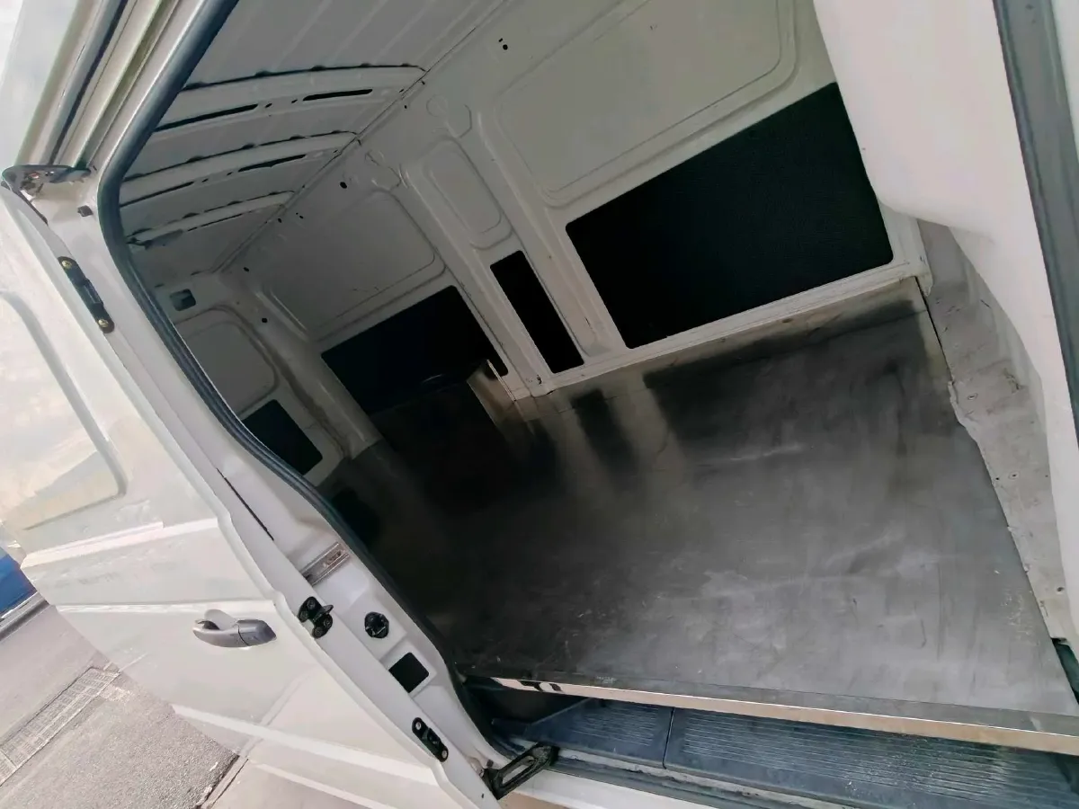 2024 Dongfeng YuFengEM27 BEV 41.472KWH,autocango,china used car exporter,china ev exporter,chinese used car exporter,chinese used ev exporter