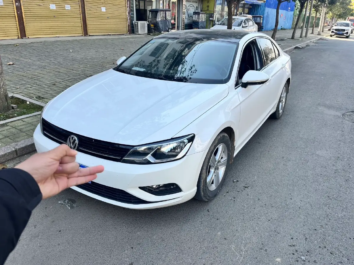2018 Volkswagen Lamando 1.4T 131HP L4 7DCT