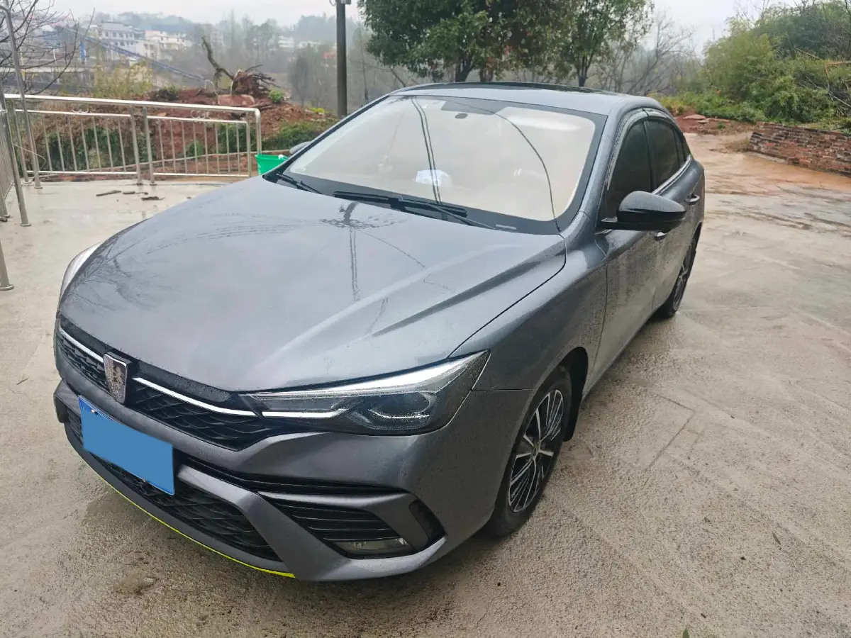2021 Roewe i5 1.5L 120HP L4 CVT