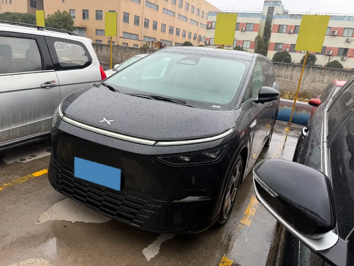 2024 Xpeng X9 BEV 101.5KWH
