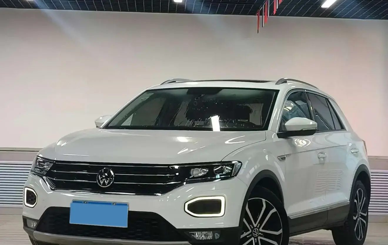 2021 Volkswagen T-Roc 1.4T 150HP L4 7DCT