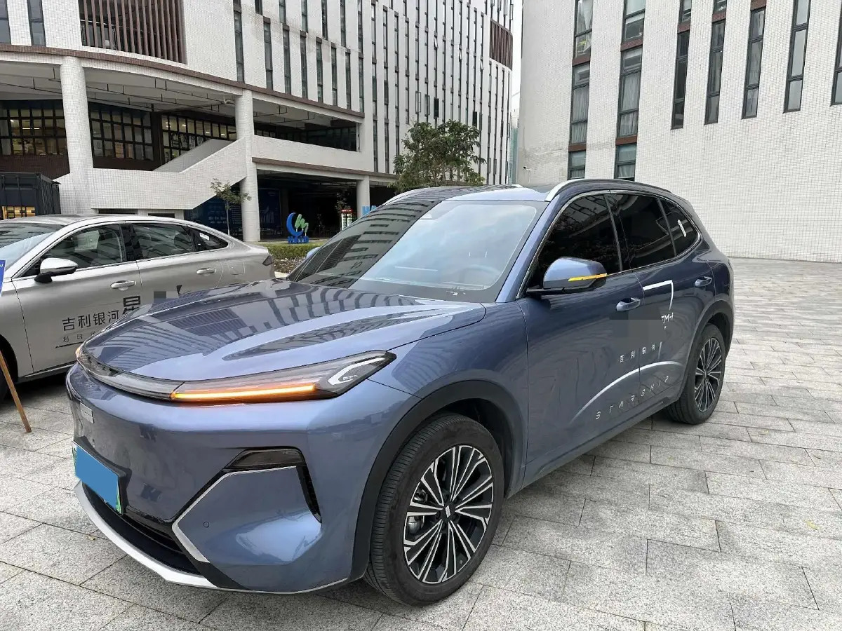 2025 BYD Sea Lion 05 DM-i 1.5L 101HP L4 E-CVT PHEV 18.3KWH