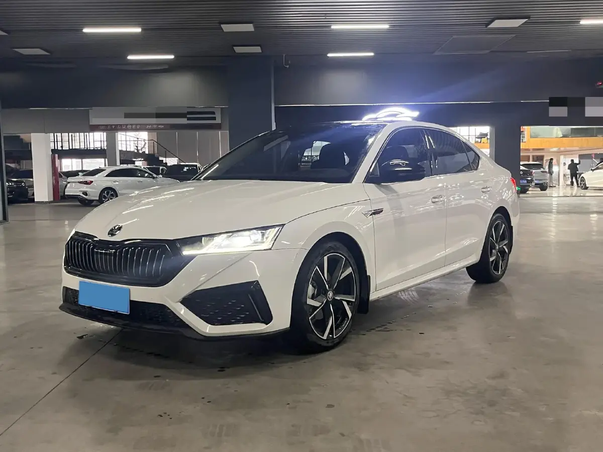 2022 Skoda Octavia 1.4T 150HP L4 7DCT