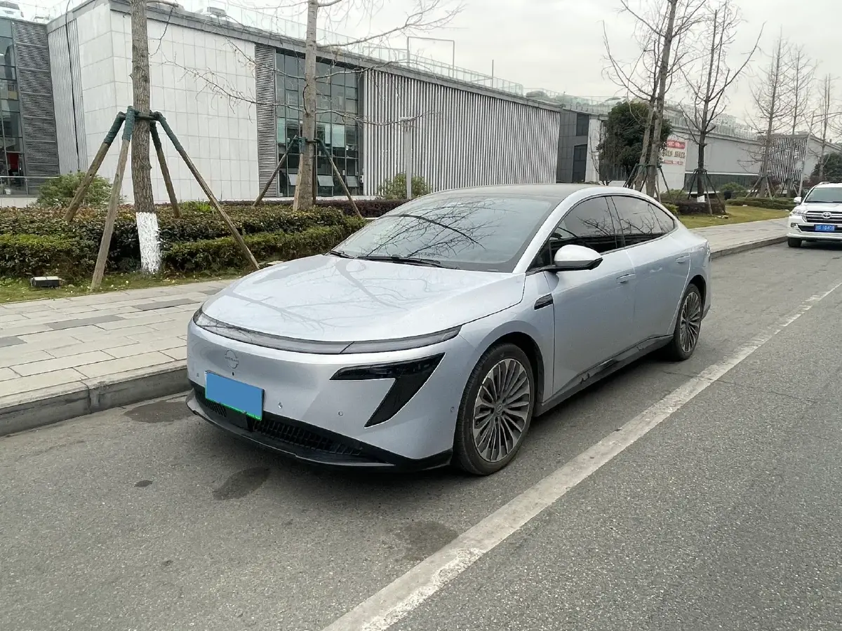 2025 Nissan N7 BEV 58KWH