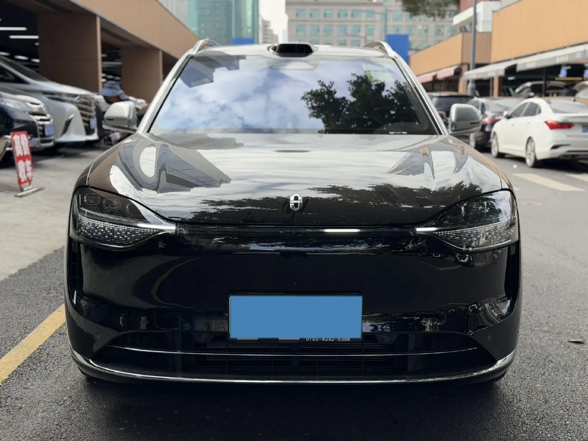 2025 AITO AITO M9 REEV 160HP REEV 52KWH,autocango,china used car exporter,china ev exporter,chinese used car exporter,chinese used ev exporter